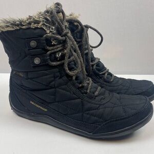 Columbia Women's Minx Shorty III Black Pebble Snow Waterproof Boots Size 9 US